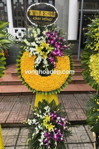 Vòng hoa nhà tang lễ Thanh Nhàn